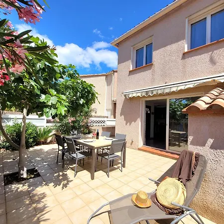 En Roussillon - Maison T3 Moderne Pour 6 Personnes - Terrasse Spacieuse - Parking Inclus - Fr-1-794-147 *