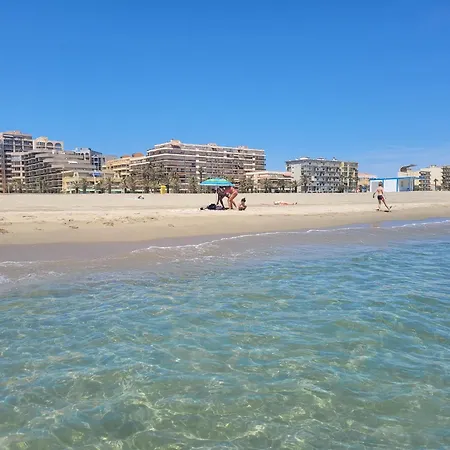 Сasa de vacaciones En Roussillon - Maison T3 Moderne Pour 6 Personnes - Terrasse Spacieuse - Parking Inclus - Fr-1-794-147 *