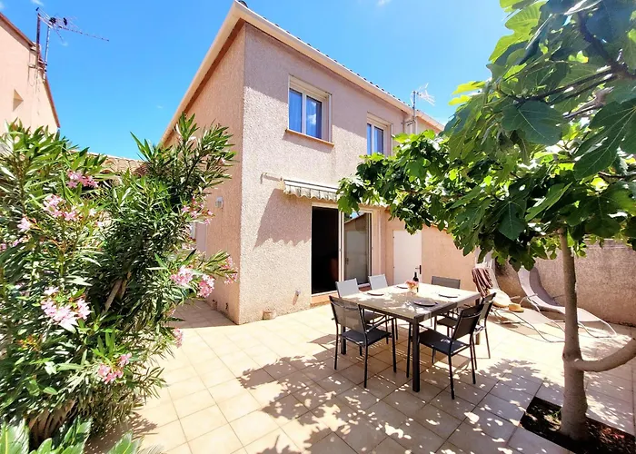 Ferienhaus En Roussillon - Maison T3 Moderne Pour 6 Personnes - Terrasse Spacieuse - Parking Inclus - Fr-1-794-147