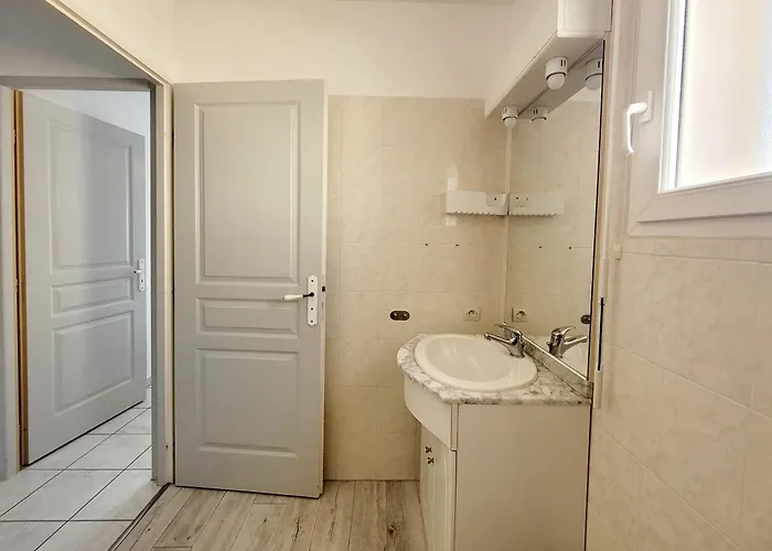 En Roussillon - Maison T3 Moderne Pour 6 Personnes - Terrasse Spacieuse - Parking Inclus - Fr-1-794-147 * Canet-en-Roussillon